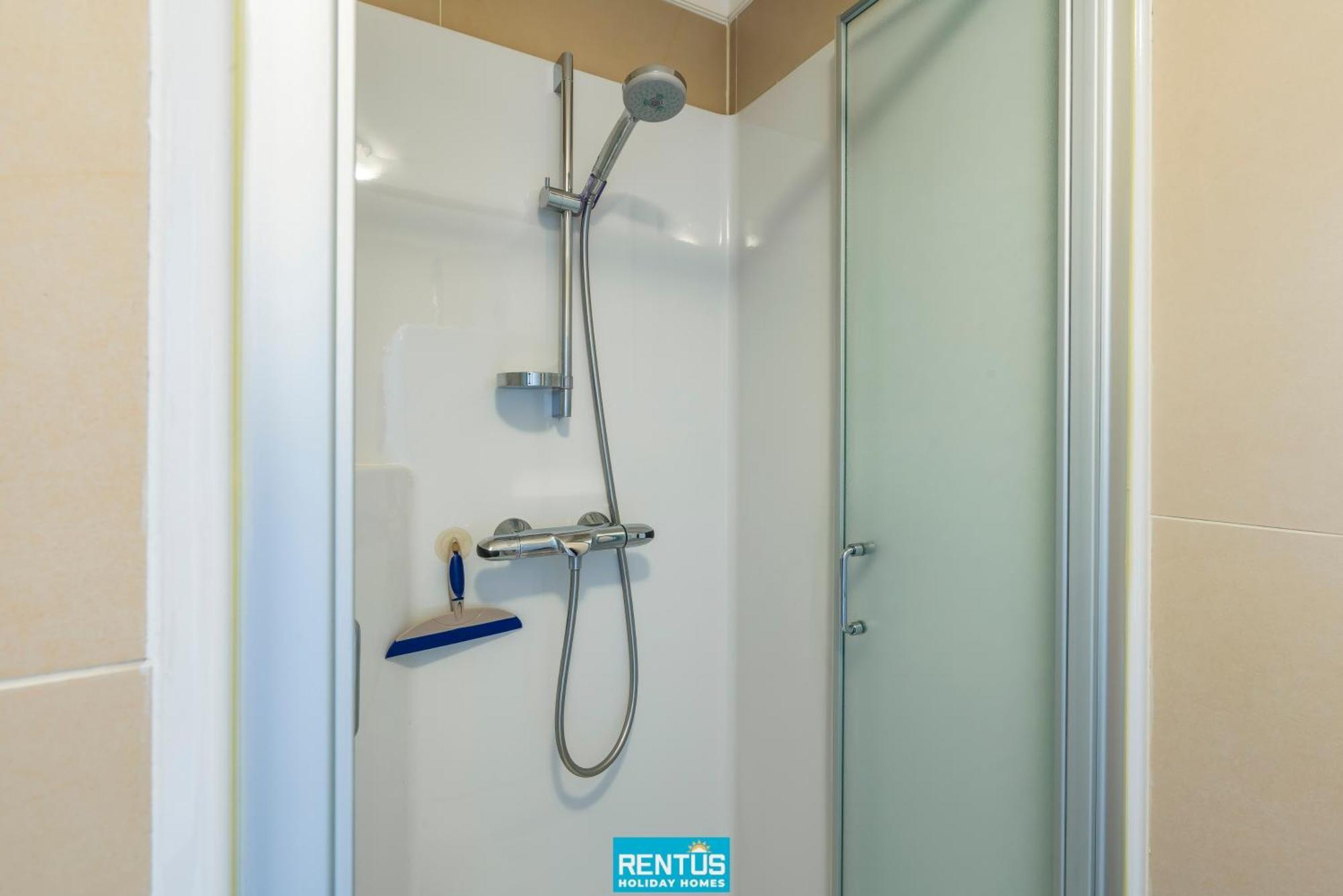 Bekehof - Apartment In The City Centre Of นิวว์ปอร์ท ภายนอก รูปภาพ